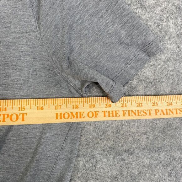 Lululemon Shirt Mens Gray Short Sleeve V-Neck Performance Stretch Casual - Picture 2 of 6